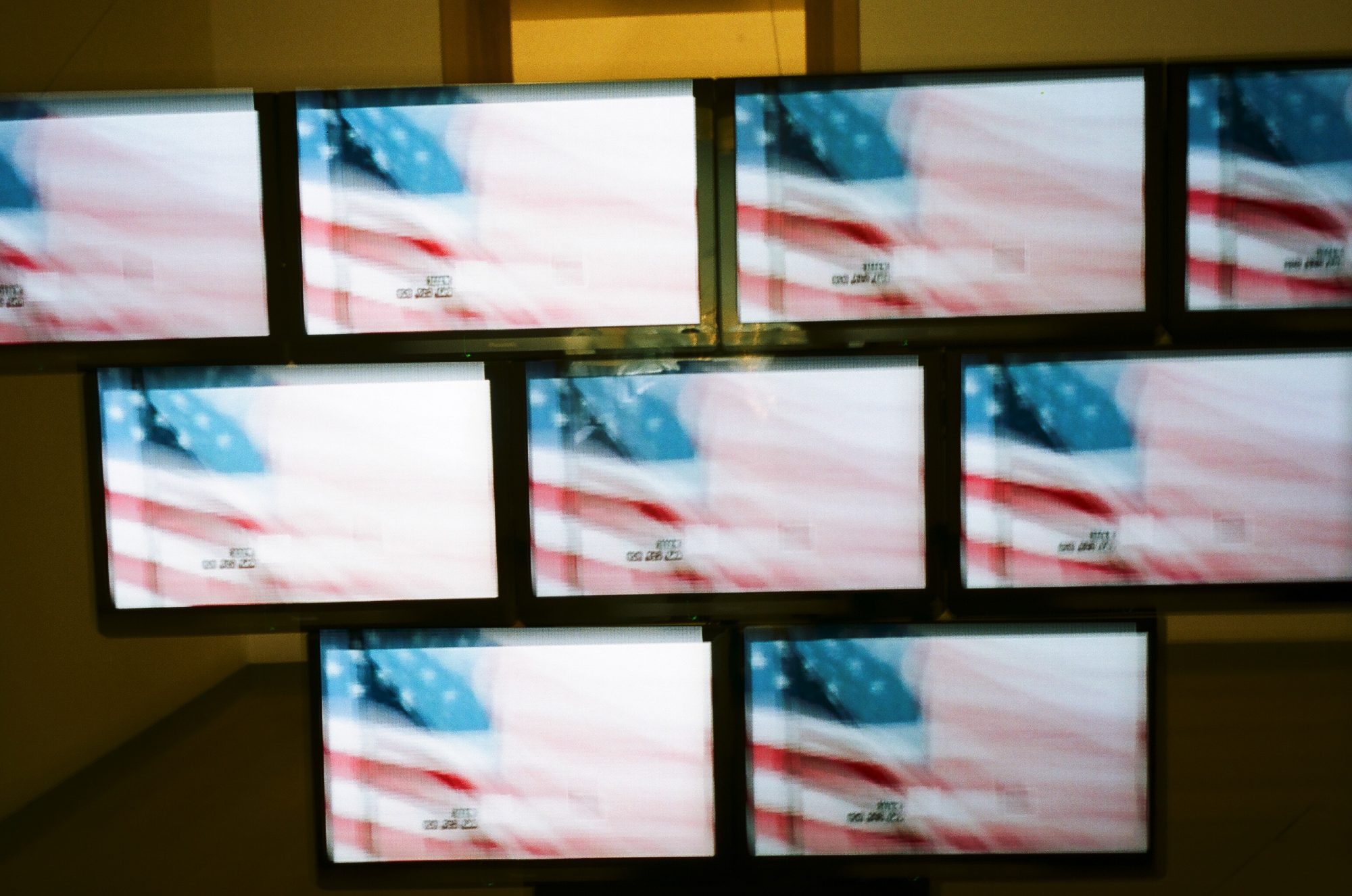 eric-kim-street-photography-only-in-america-1