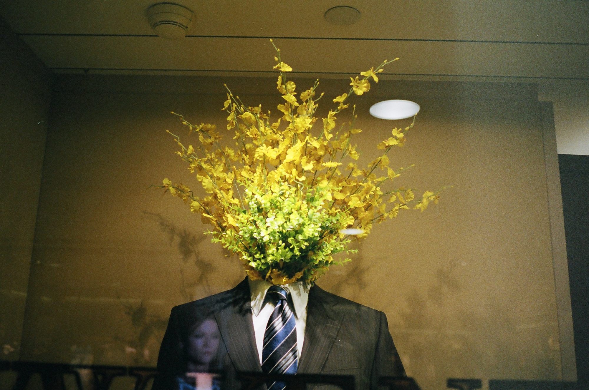 eric-kim-street-photography-suits-project-kodak-portra-400-film-17