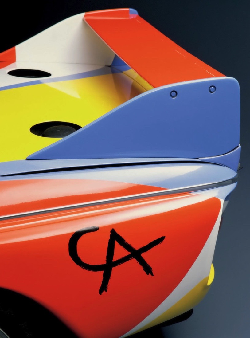 ALEXANDER CALDER BMW ART CAReric kim screenshot_859