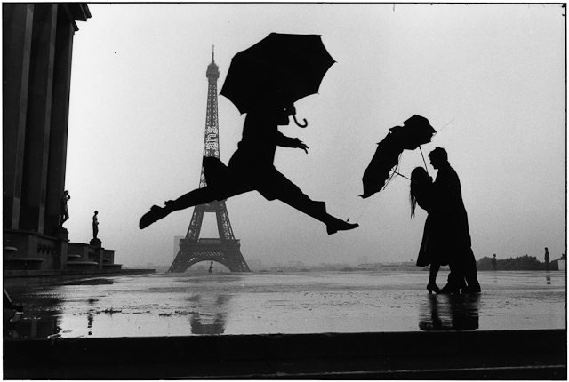 Elliott Erwitt, Paris, 1989 Tour Eiffel