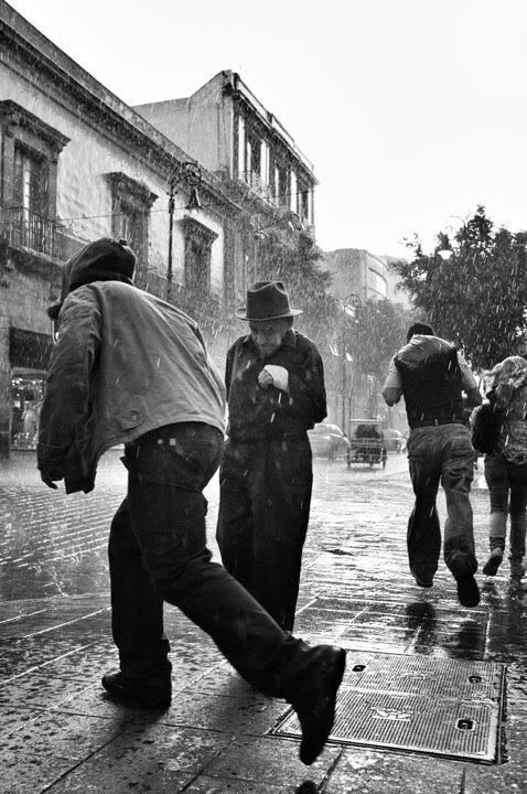 The Top 3 Winners of “The Decisive Moment” Street Photography Contest