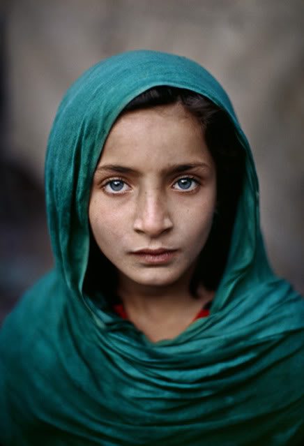 One-Minute Masterclass Advice from Steve McCurry: “Don’t Forget To Say Hello”