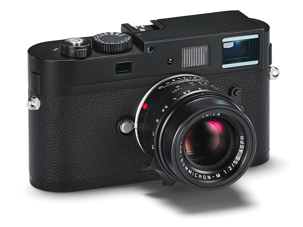 My First Impression Review of the New Leica M-Monochrom Camera for Street Photography