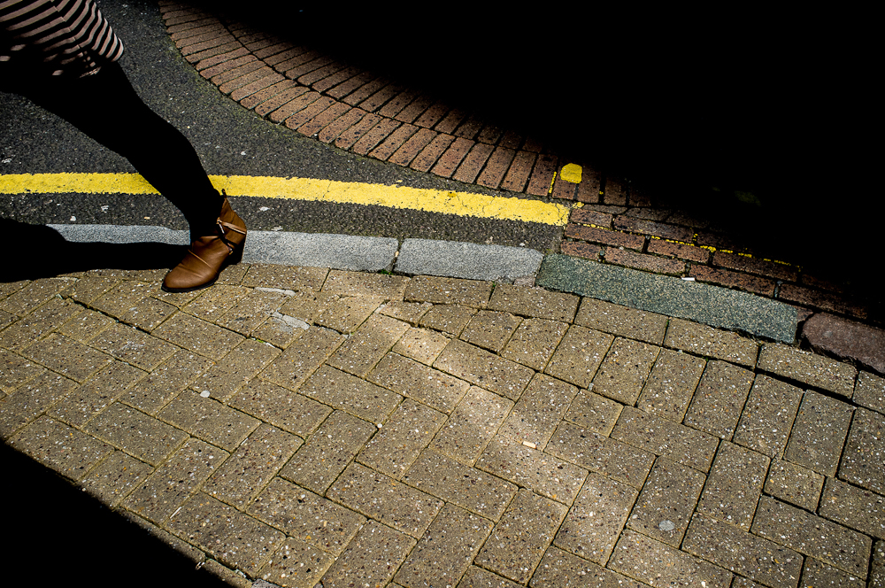 Capturing The Simplicity in Chaos: The Street Photographs of Matt Obrey from the UK