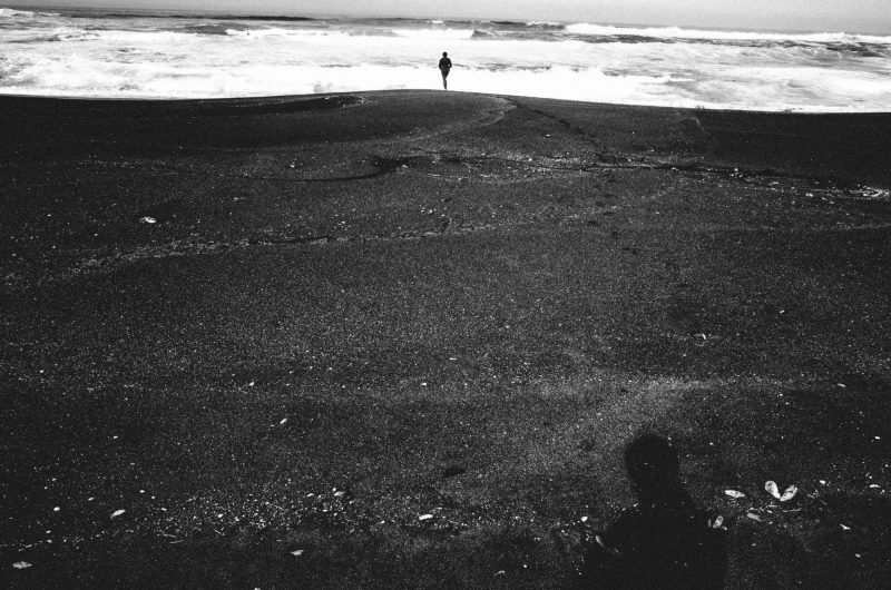 eric kim photography beach self portrait water