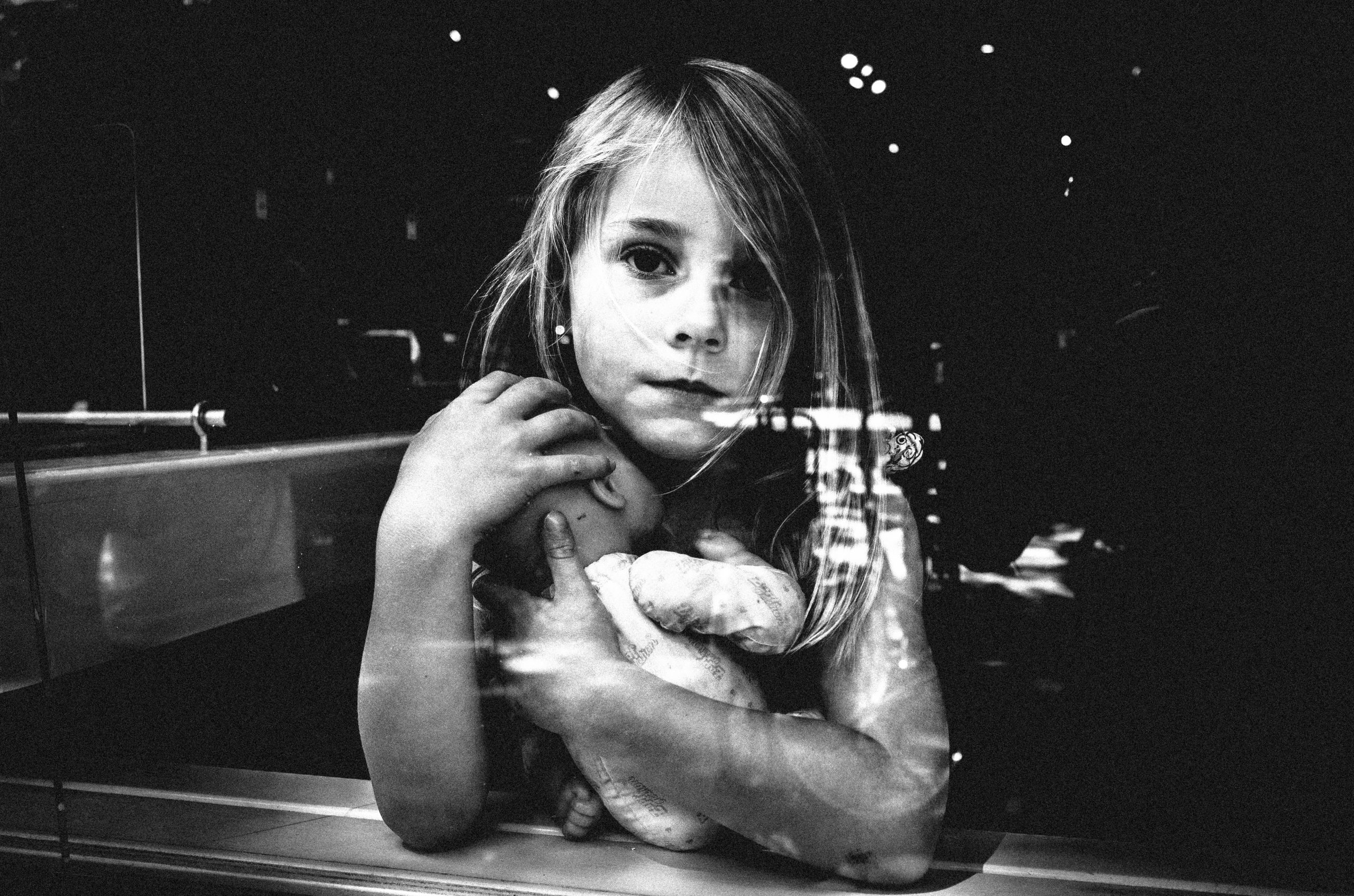 Amsterdam girl with doll— reminds me of pieta. Amsterdam, 2015 #ricohgrii