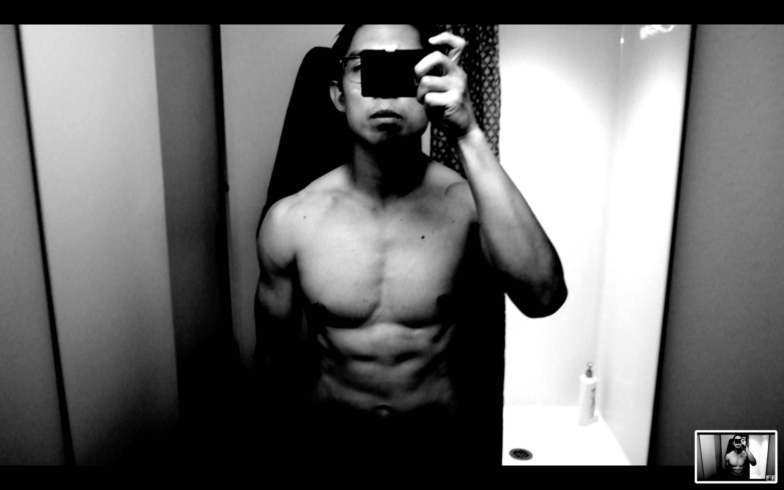 Selfie front ERIC KIM muscle