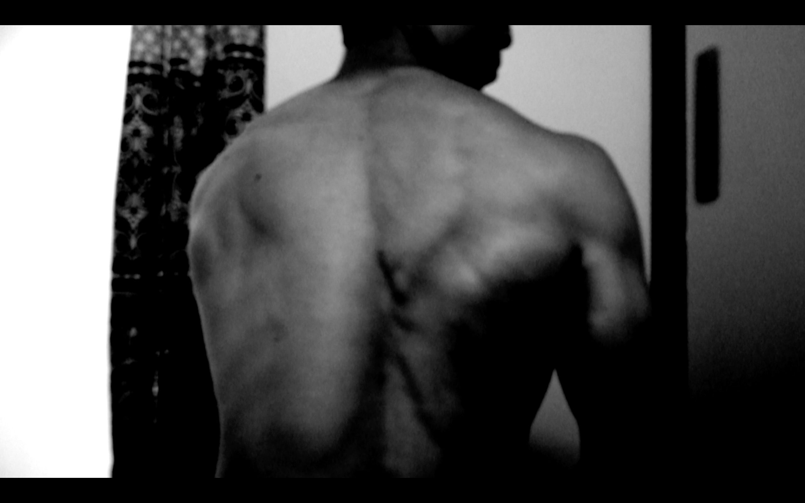 selfie black and white ERIC KIM Back muscle flex