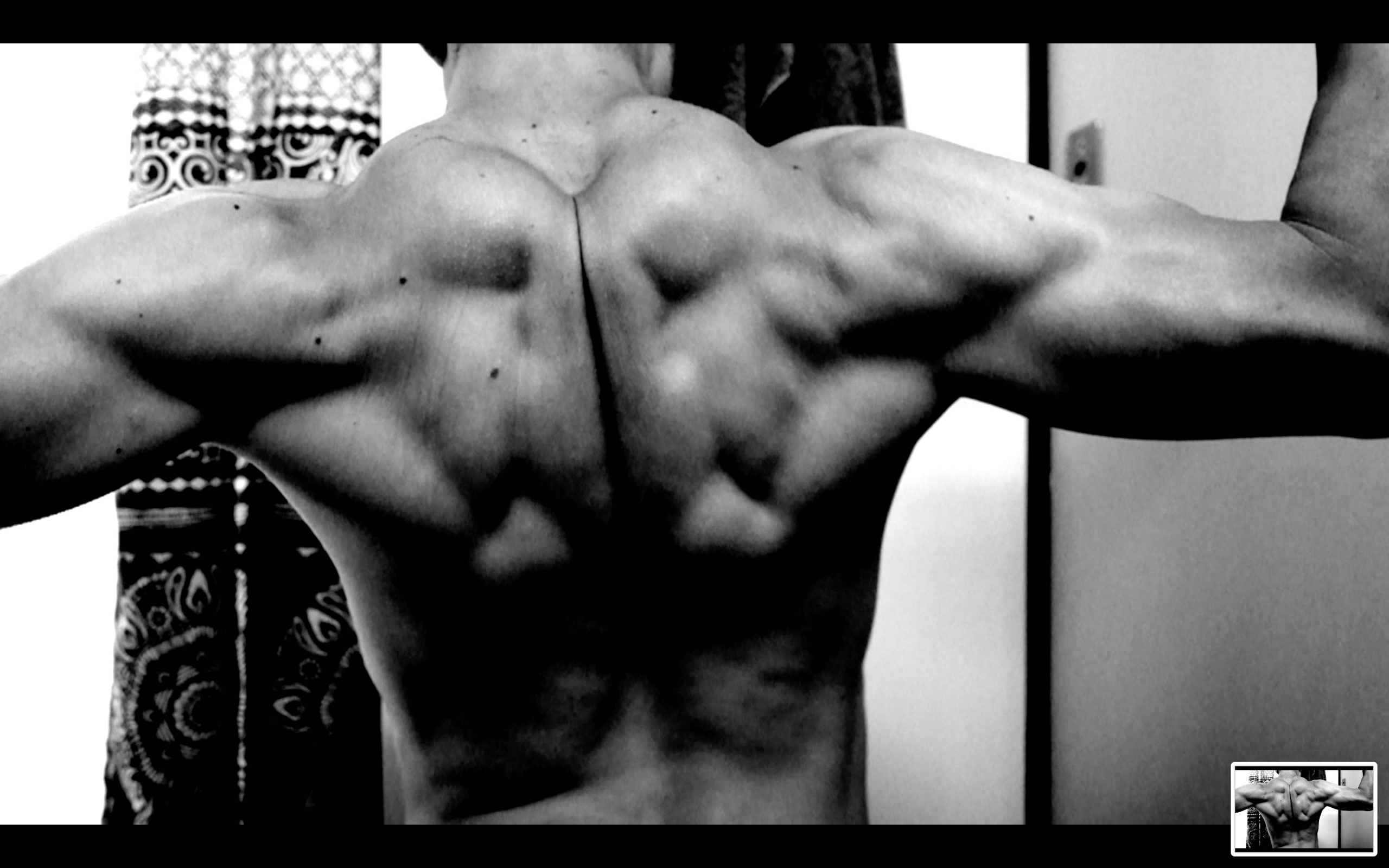 Back muscle flex ERIC KIM