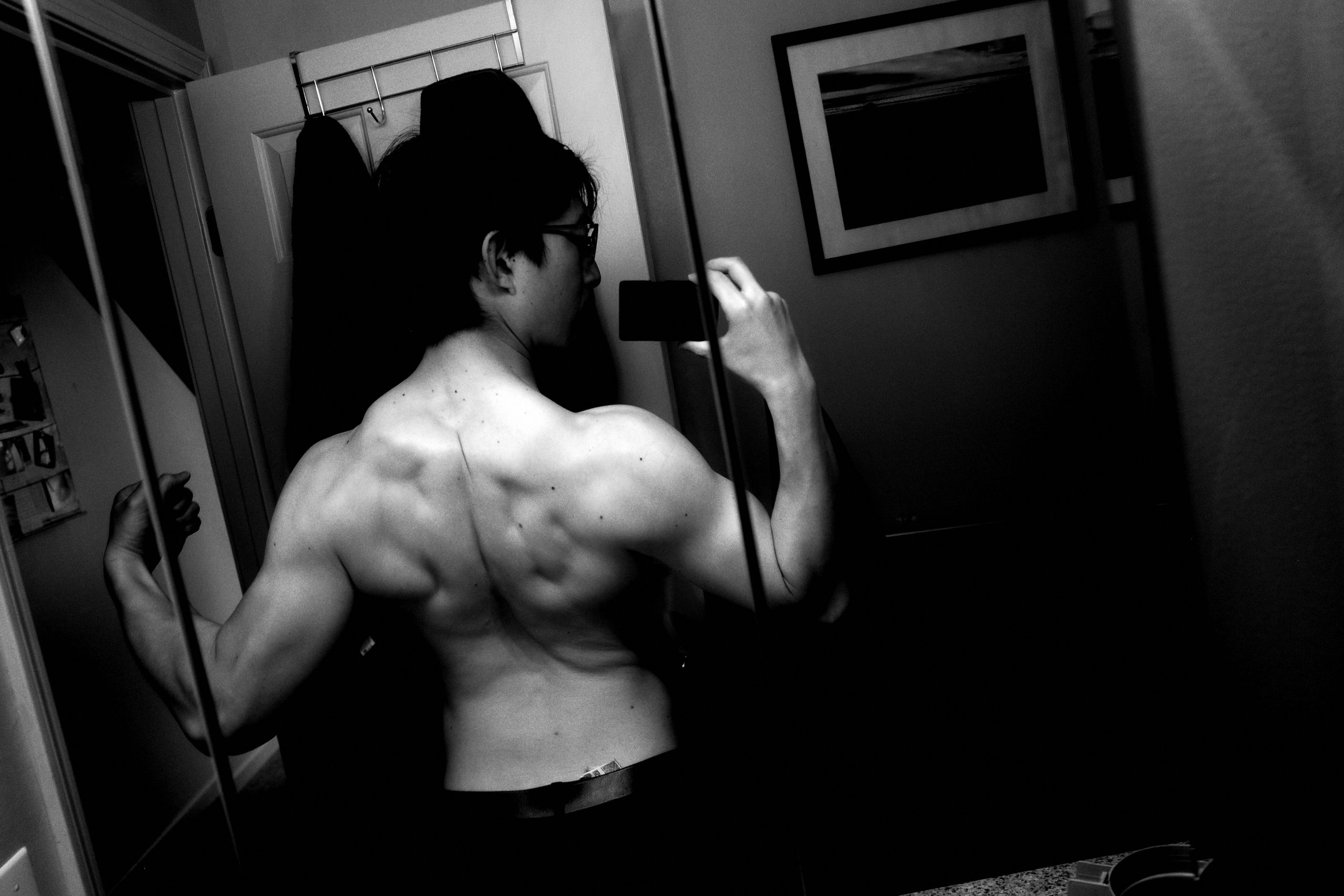 Back muscle flex