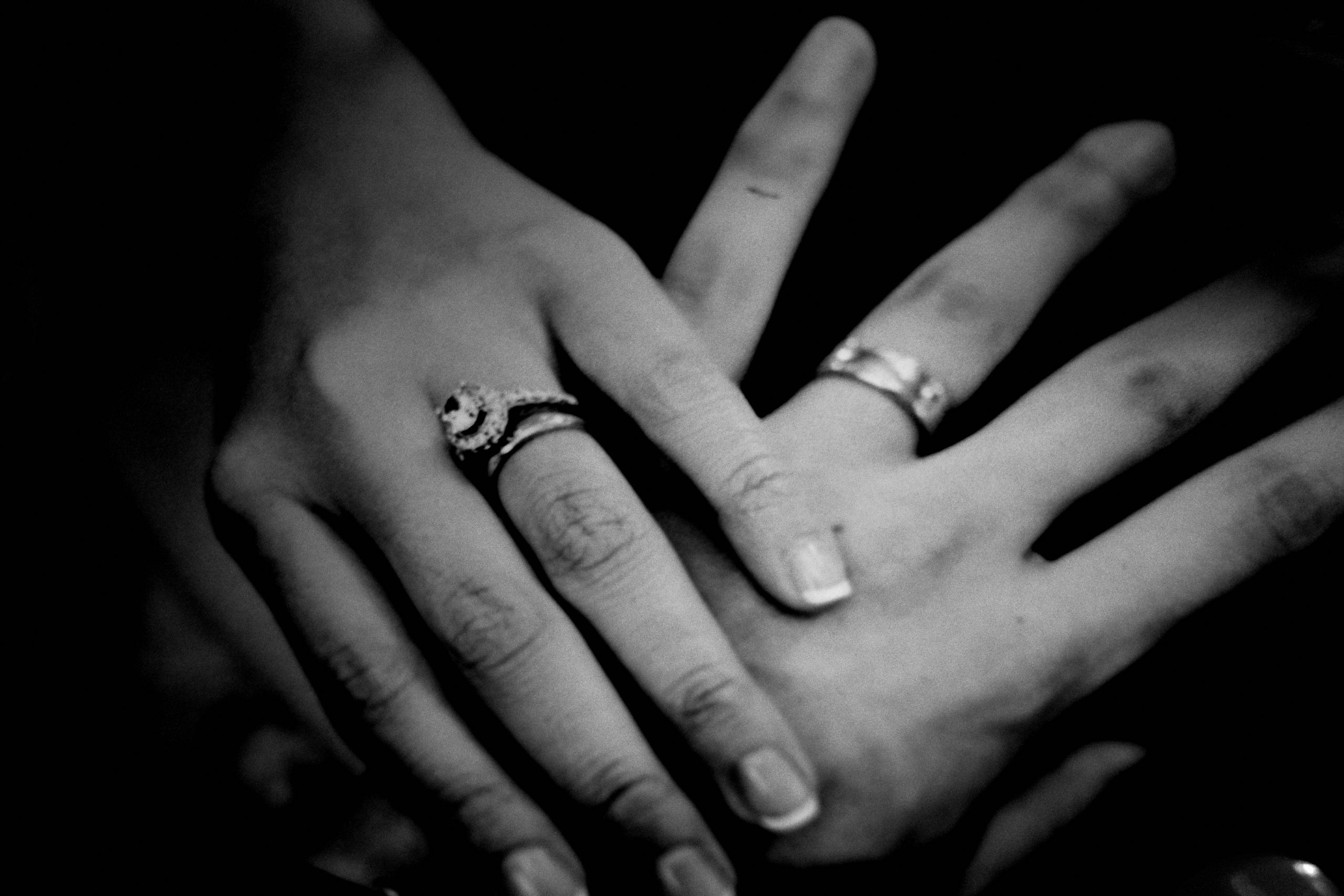 wedding ring hands ERIC KIM and cindy