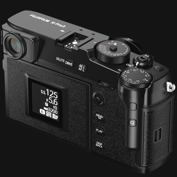Fujifilm X-PRO 3 over Leica M10